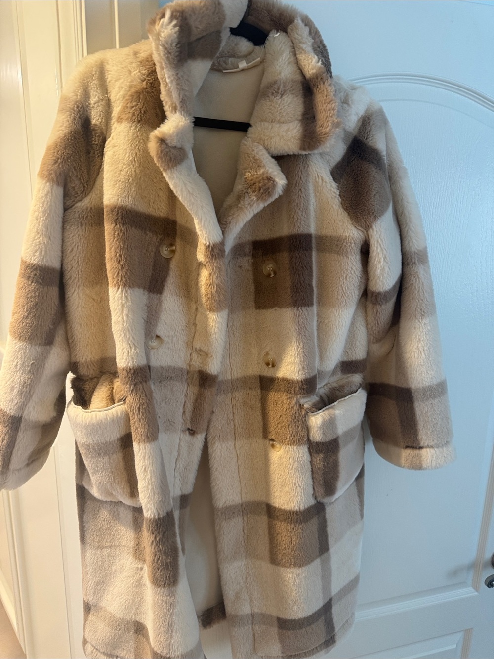 MELLODAY Plaid Faux-Fur Double-Breasted Pea Coat in Cream and Brown